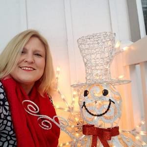 Meet your Posher, Teresa